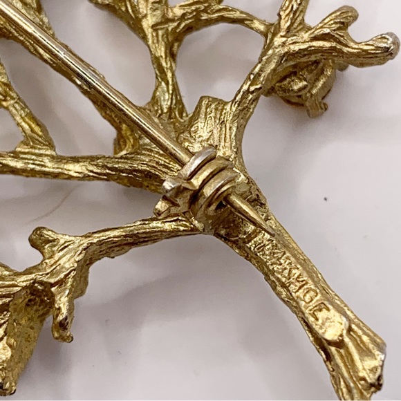 Vintage gold tree of life brooch with colorful rhinestones 15k HGE - Picture 4 of 8